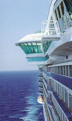 1d46326ca12af59e3a011354e359d4fc--royal-caribbean-cruise-royal-caribbean-ships.jpg